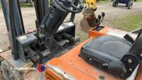Doosan diesel forklift with rotator - 4