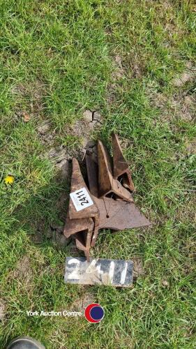 Ransomes plough points