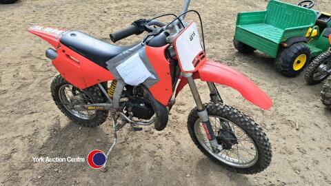 Field motorcycle w/o