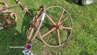 Metal wheel for horse plough
