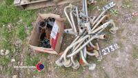 Seeder plates and dist. head