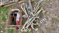 Seeder plates and dist. head - 2