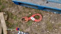 Swivel hook