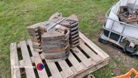 14x 45kg wafer weights Case IH wafer weights - 2