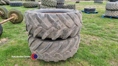 Pair of 480/65R28 dual wheels