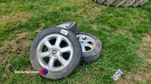 3 Mini Cooper fitted with 175/65 R15 tyres