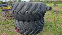 Pair 28.1 x 26 wheels and tyres - 3