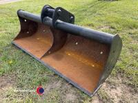 Digger bucket for 3T machine