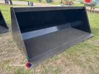 Bucket, Manitou brackets