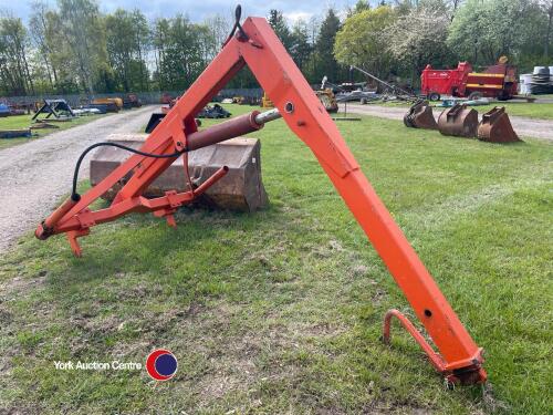 3 point linkage bag lifter