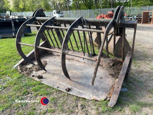 Muck grab, JCB Q-fit