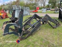 Self leveling power loader good order just removed off Zetor 5340 complete with all fittings