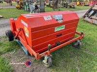 Reco BSW tractor mounted 4ft paddock sweeper collector c/w PTO shift - 2