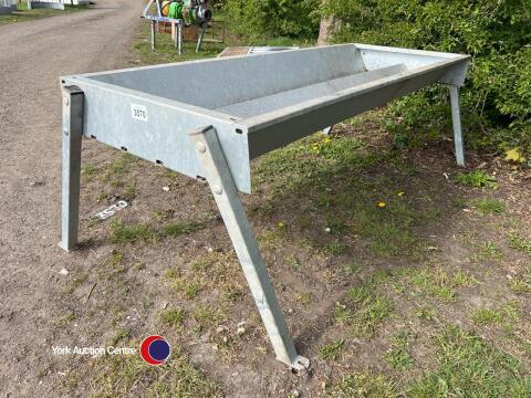 New double basin trough