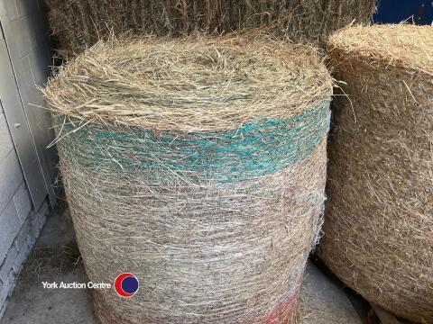 20 x 4ft round bale hay weed free well got, collection from YO8 9LX