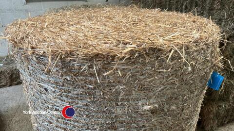24x 4ft Round Wheat straw bales, baled 2024, collection from LS24 8ET
