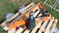 Penny hydraulics body mount cranes - 2
