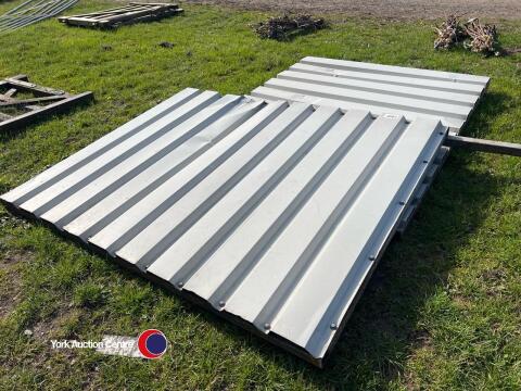 Steel yard gates