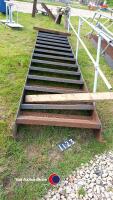 14ft heavy duty steps and safety frame