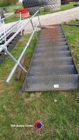 14ft heavy duty steps and safety frame - 2