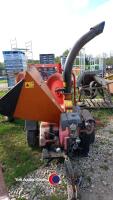 Bearcat trailed wood chipper, Honda 20hp engine