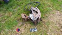 Timber grab for 1.5T mini digger, gwo
