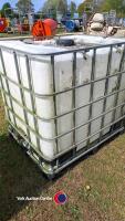 IBC water storage tanks, used, clean - 2