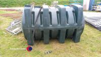 2500ltr fuel tank and hose - 2