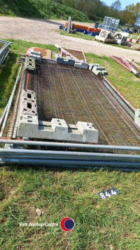 9 x Heras fence panels and feet