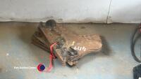 John Deere 592 round baler, spares and manual in office - 5