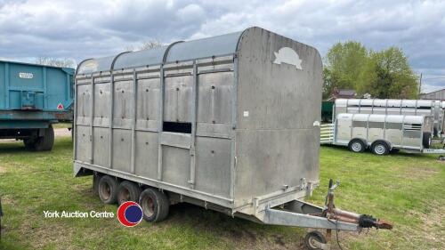 Graham Edwards 12ft tri-axle livestock trailer