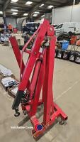 Folding engine crane - 3