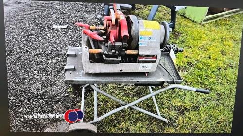 Rothenberger Ropower 50R pipe threader with table