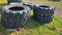 Set 4 x 15.5-80-24 tyres - 4