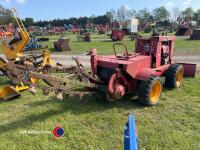 Ditch Witch trencher - 3