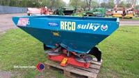 Reco Sulky fertiliser spreader, gwo