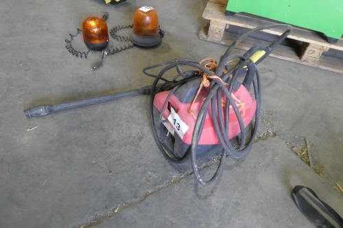 Pressure washer