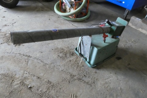 Gas bird scarer