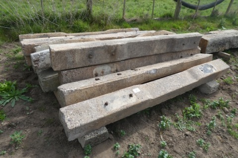 17 x concrete railway sleepers