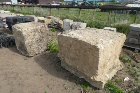 2 x concrete blocks