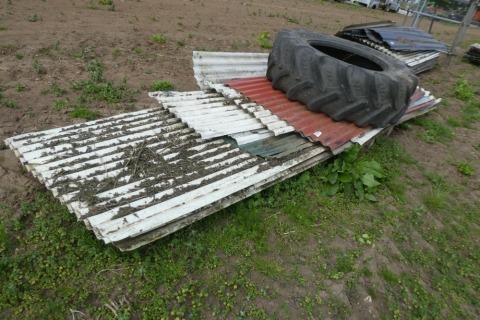Pallet of mixed corregated roofing sheets