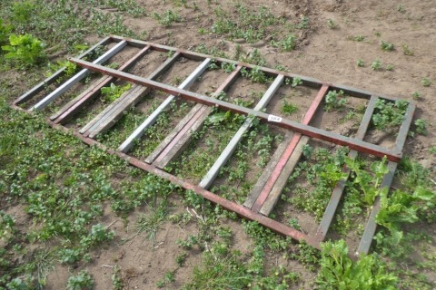 Feed barrier, approx 8ft