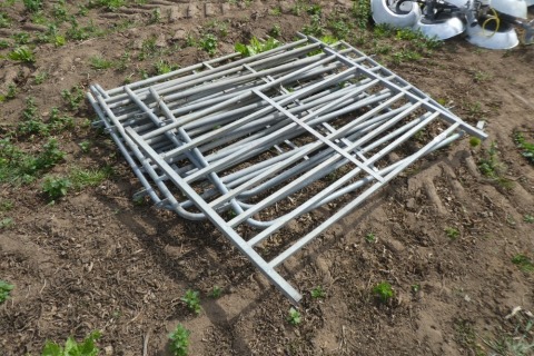 8 x 4ft sheep hurdles