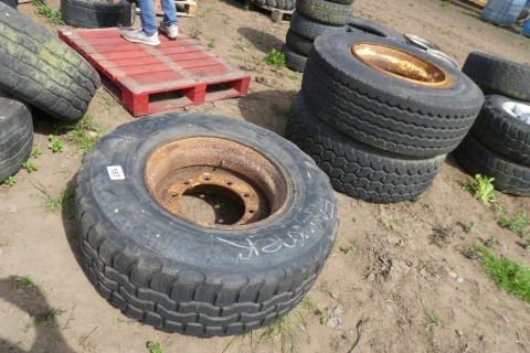 3 x 10 stud 385/65 R22.5 wheel and tyres