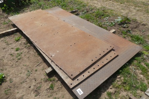 Quantity of steel plates