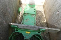 John Deere R series pick-up hitch - 3