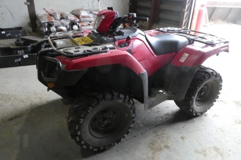 Honda 520 TRX Quad bike, electric shift gearbox, front winch, 11 months manufacturers warranty, NA24TXC, 472 hrs