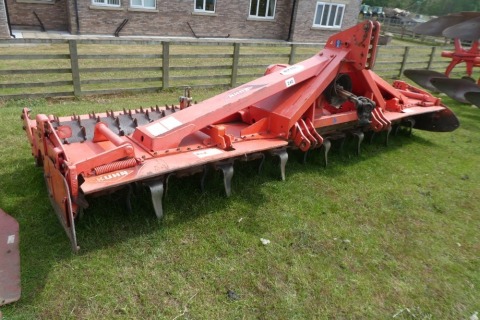 Kuhn HR4004 power harrow c/w packer roller, bearings and seals recently done, 2011