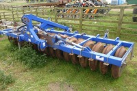 Lynx Streamline D 4m folding front press, hydraulic front levelling paddles