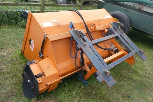 Ritchie auger bucket on Q-fit brackets